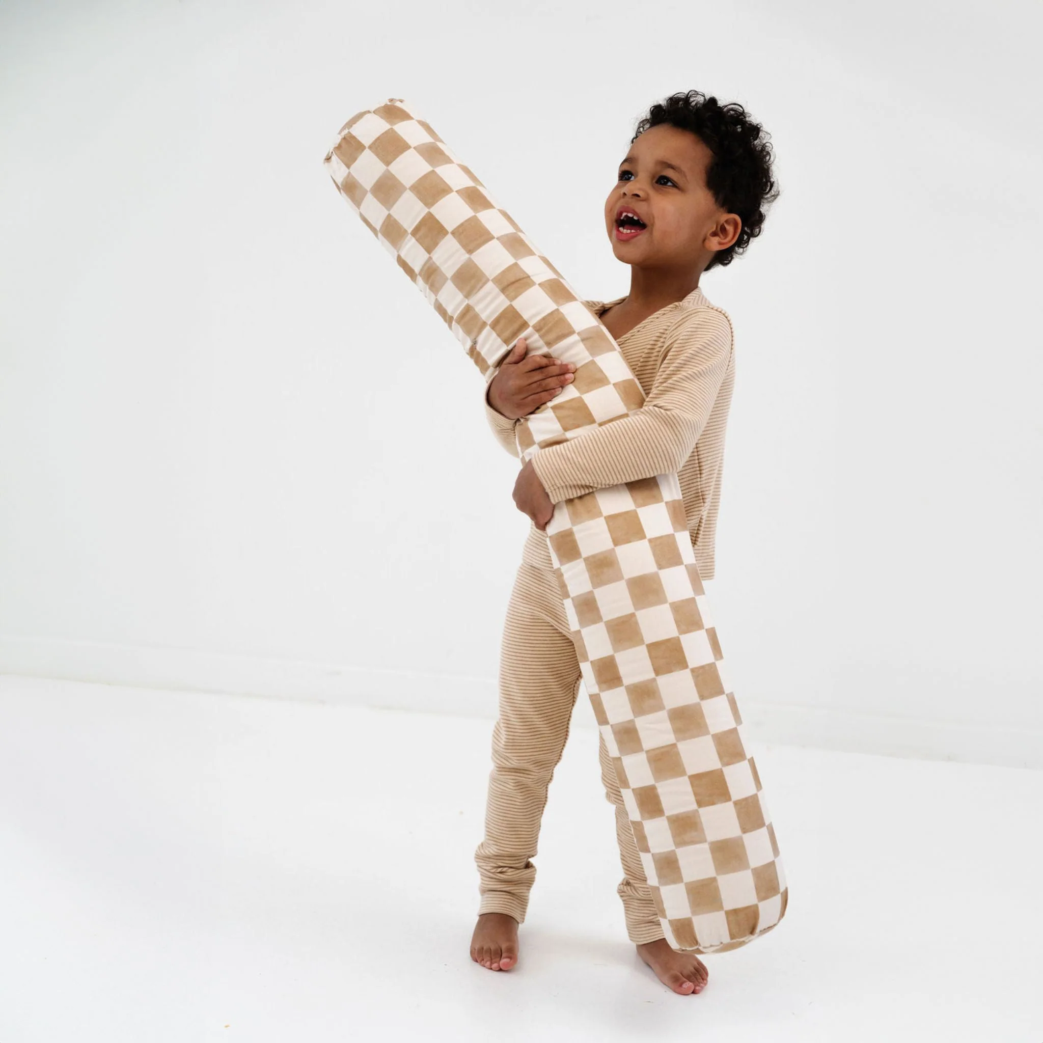 Toki Mats Checker Toffee Support Pillow - Image 3